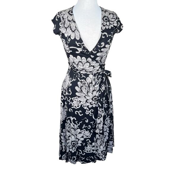 Lucky Brand Dresses & Skirts - Lucky Brand Women’s Floral Neutral Print Boho Casual Festival Wrap Dress S EUC
